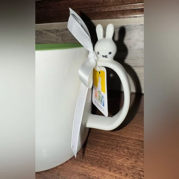Super Cute 🥰 🐰🎄Miffy By Magenta Merry Christmas Mug with Miffy 🐰 3D Figurine - Picture 12 of 13